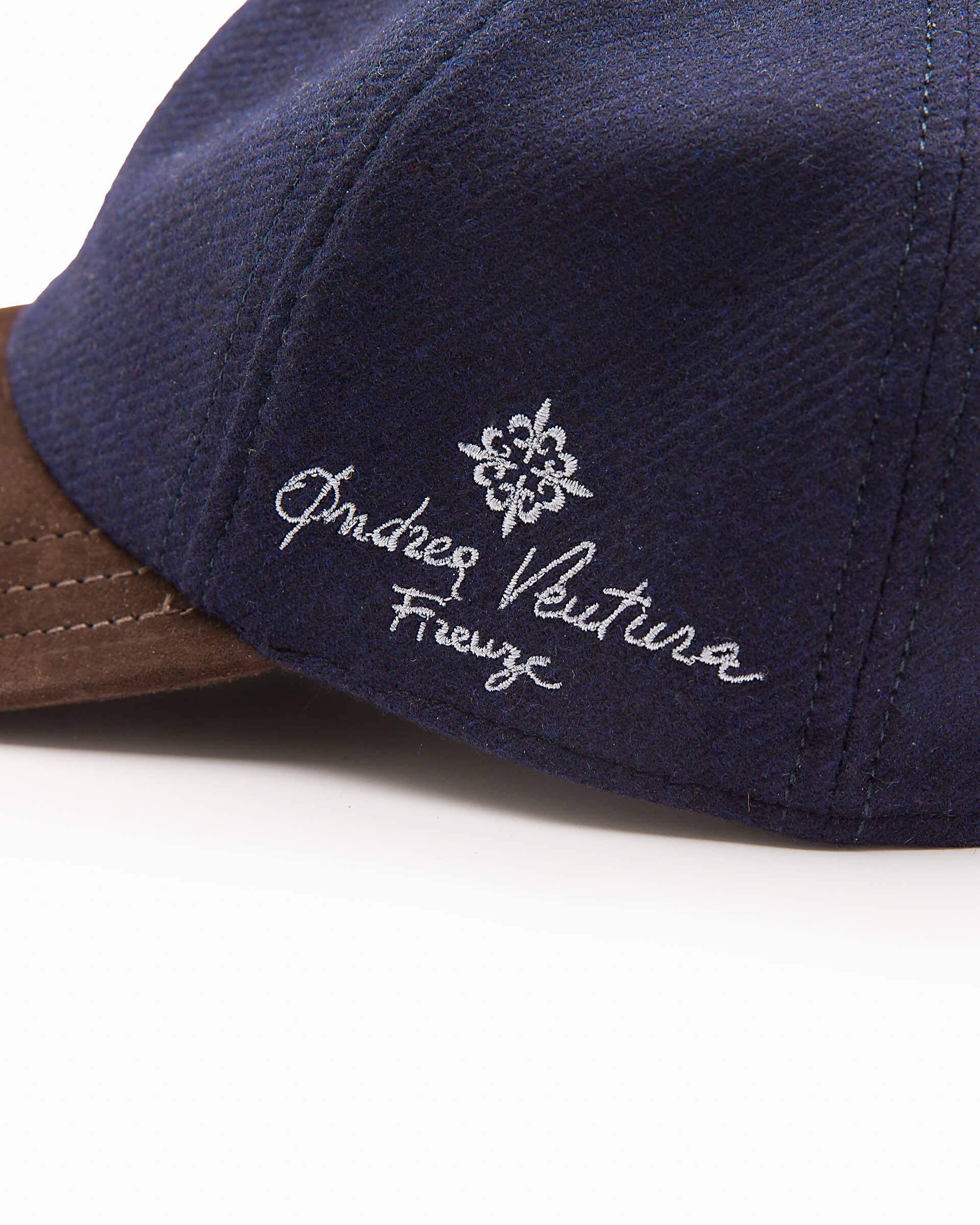 Baseball cap made of cashmere eclipse blue with water-repellent hat visor -  Andrea Ventura Firenze