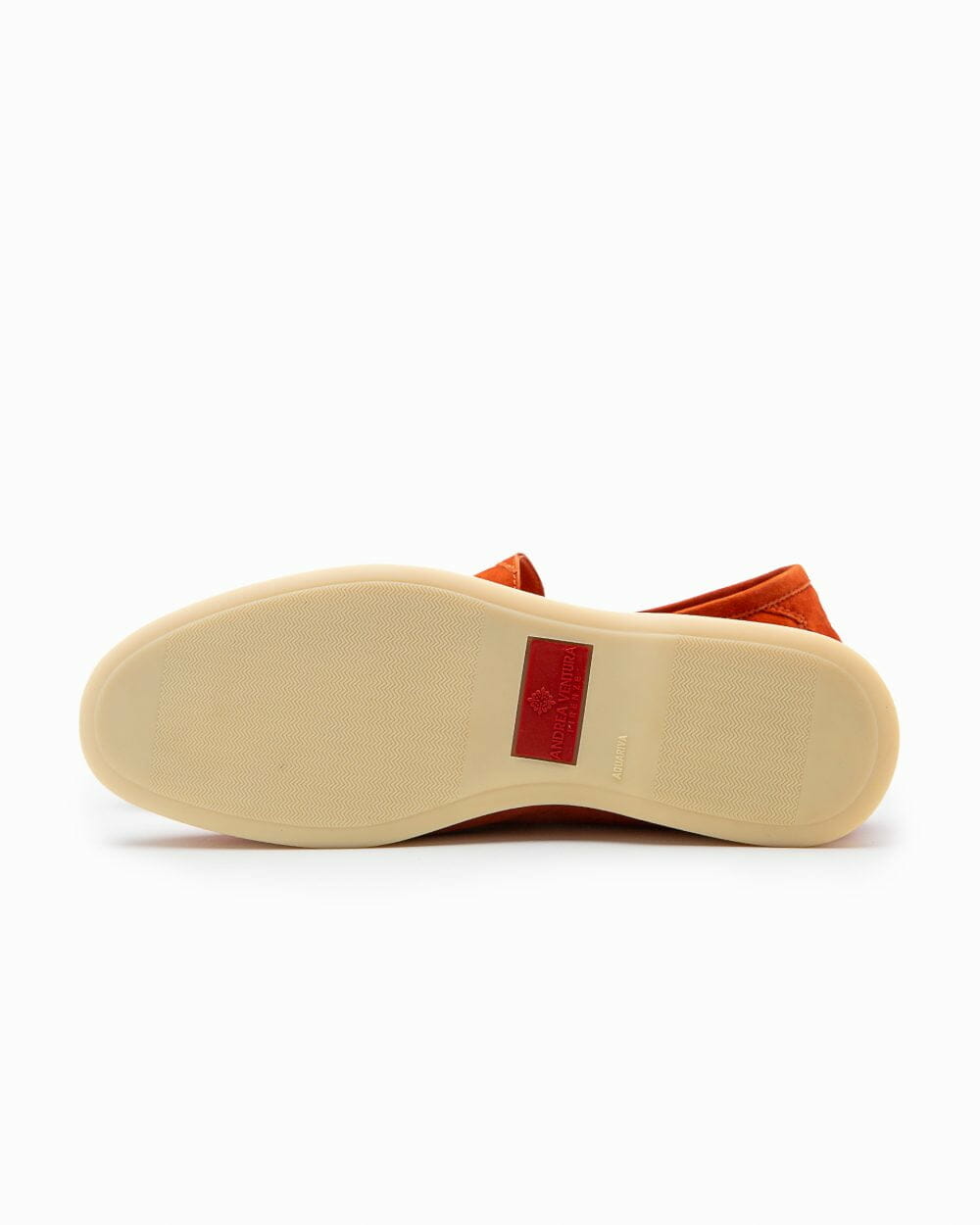 Aq-BEACH-LS-suede-sauvage-sole-bottom