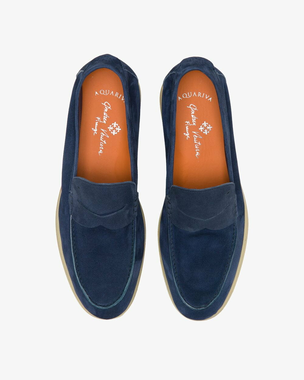 Aquariva-80-suede-blue-navy-from-above