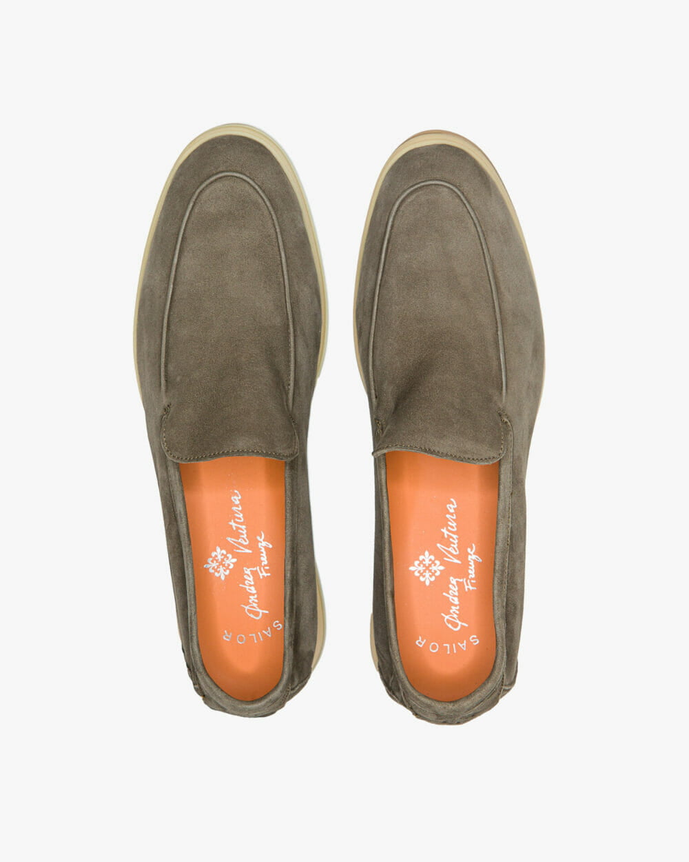 Aq-D-coast-mole-suede-from-above
