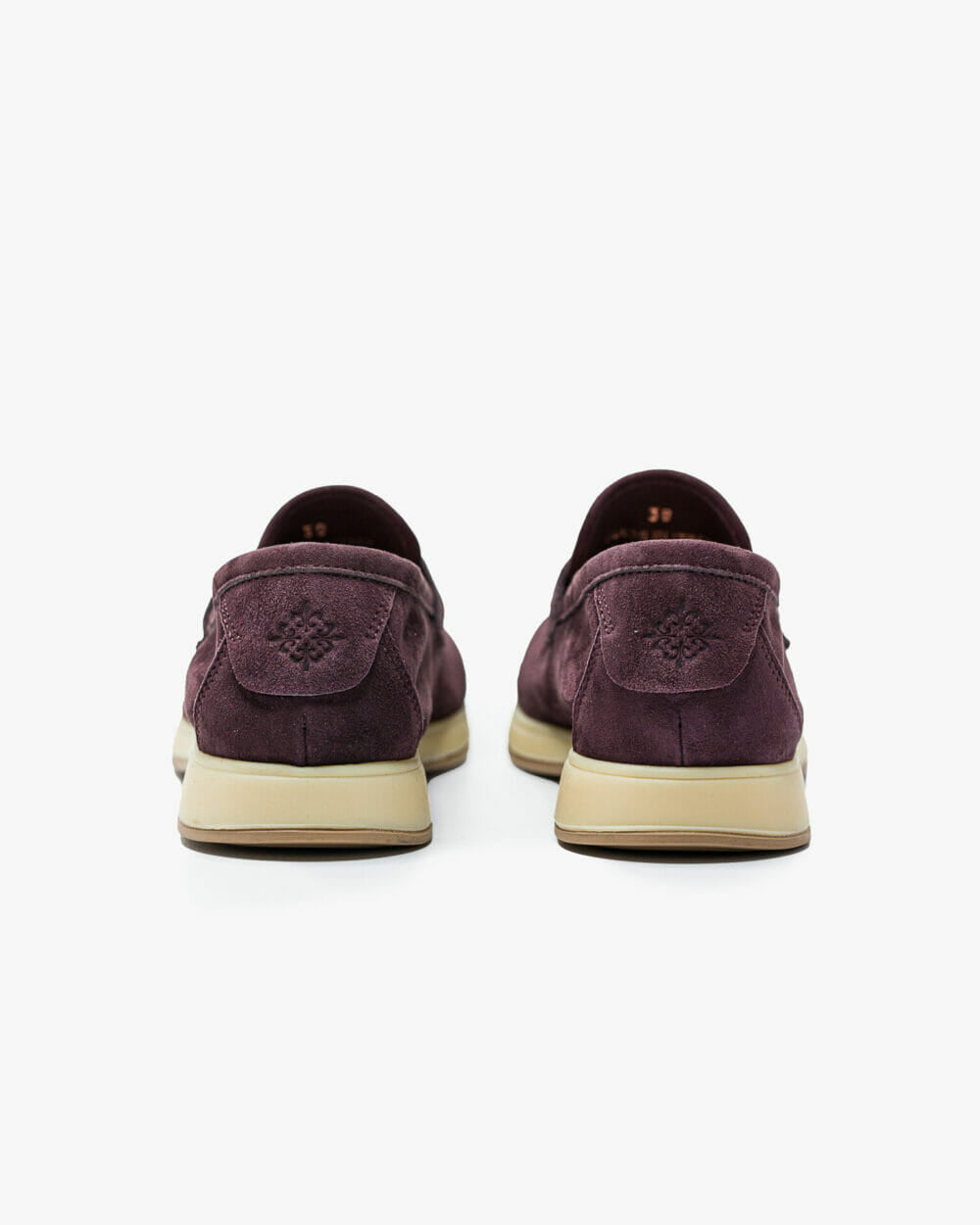 Aq-D-beach-charms2-aubergine-suede-heel