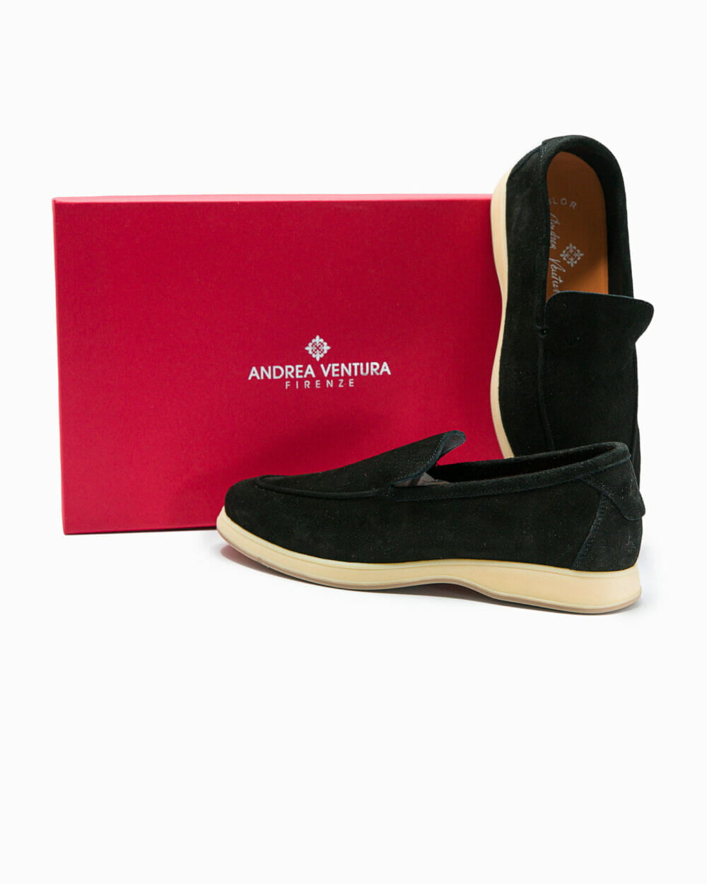 Aq-D-coast-black-suede-packaging