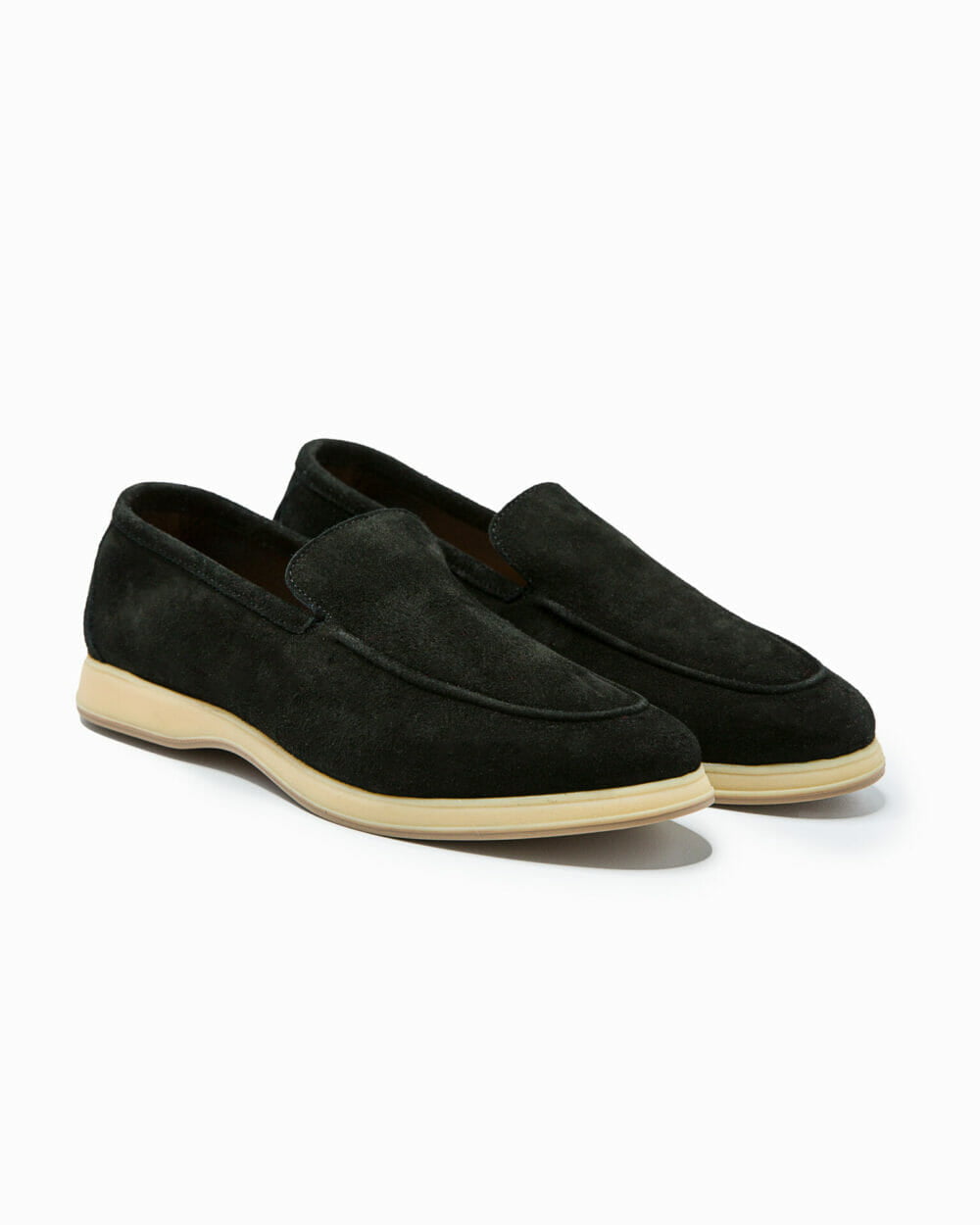 Aq-D-coast-black-suede-pair-alligned